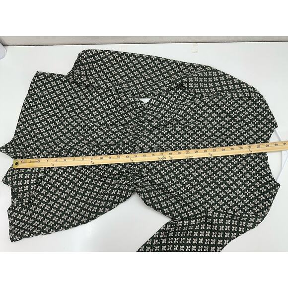 Charlotte Russe Womens Romper Size Small Green Long Sleeve CrissCross Chest - Picture 13 of 15